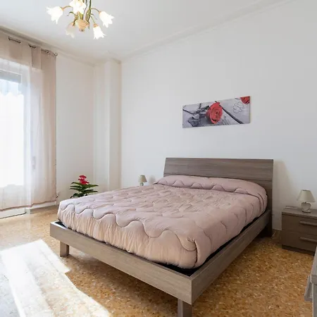 Guesthost - Casa Di Maty 3 لا سبيتسْيا