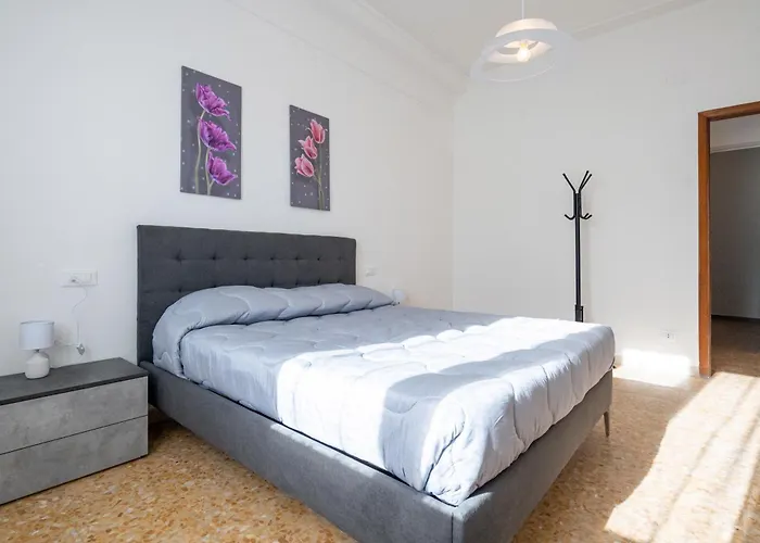 Guesthost - Casa Di Maty 3 라스페치아